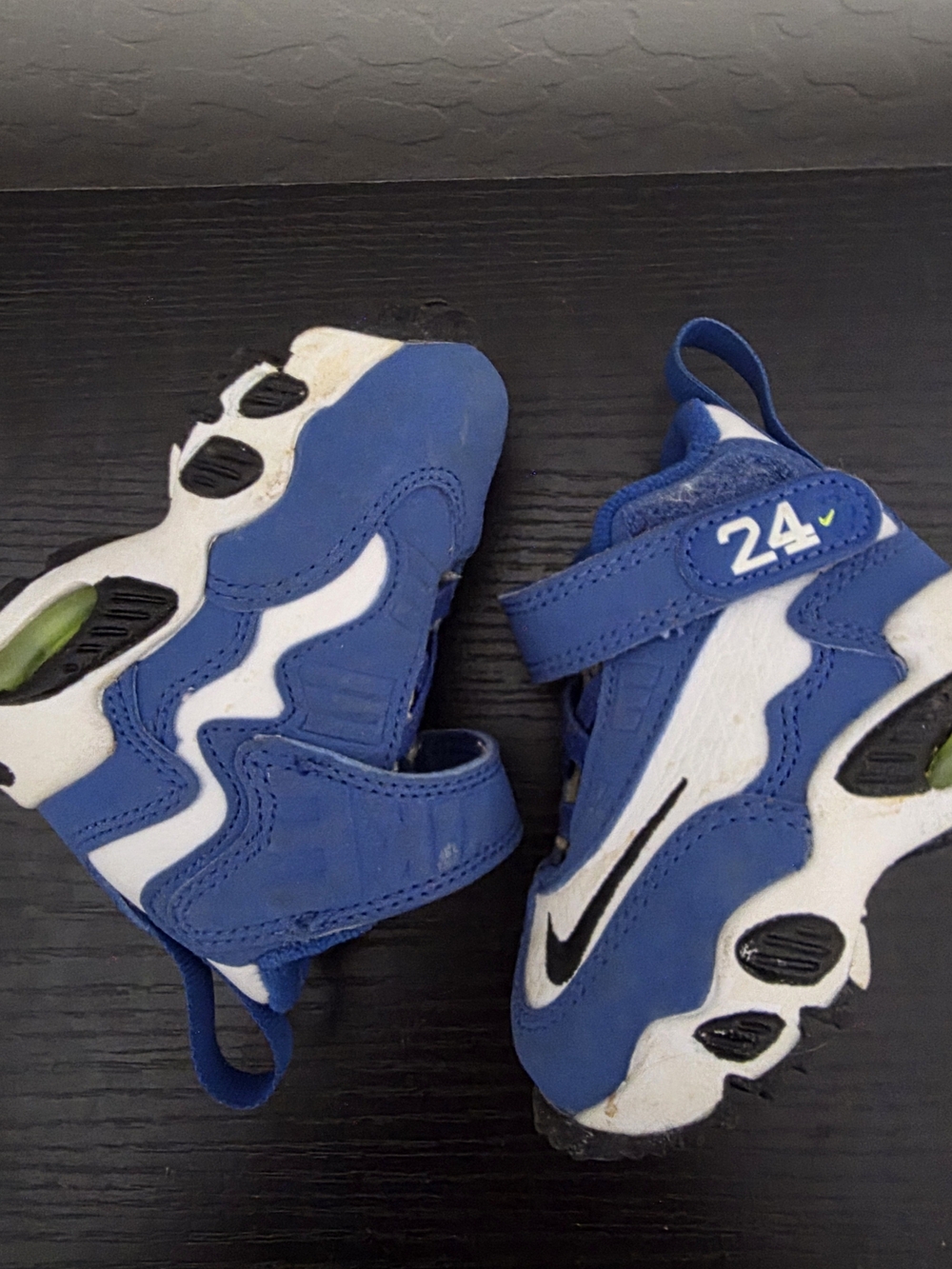 NIKE Baby Size 2c Air Griffey Max 1 GS "Varsity Royal / Volt"